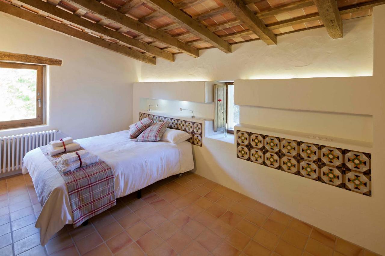 B&B La Rectoria De Sant Miquel De Pineda Sant Feliu De Pallerols Luaran gambar